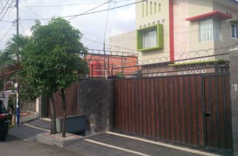 Rumah Cantik di Permata Hijau Senayan, Jakarta Selatan AG674