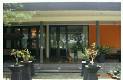 Rumah Villa di BSD Tangerang
